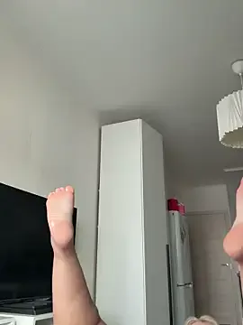 EsmeBrowm – webcam model profile photo Image 14