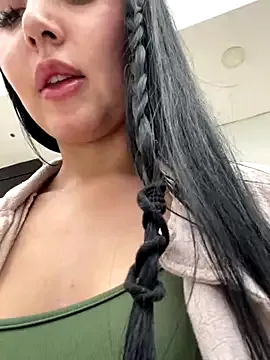 PollyElfi – webcam model profile photo Image 8