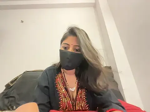 PaulinaGiovanni – webcam model profile photo Image 15