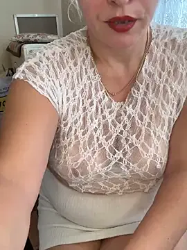 AngerlaMei – webcam model profile photo Image 10