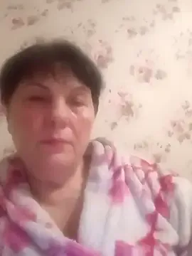 MollyBoston – webcam model profile photo Image 4