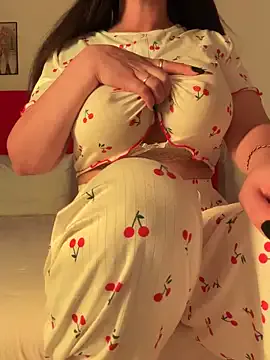 RuddyReyes – webcam model profile photo Image 16