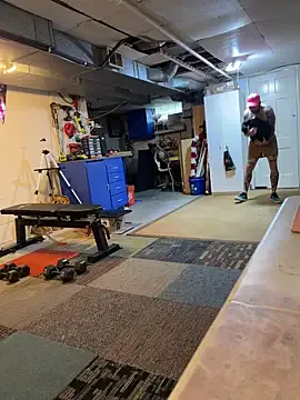 AishaHart – webcam model profile photo Image 3