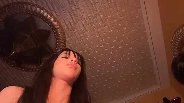 PollyElfi – webcam model profile photo Image 9