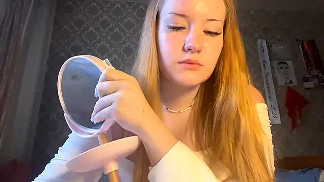 AnjaAmelia – webcam model profile photo Image 4