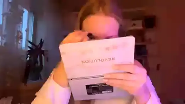 AnjaAmelia – webcam model profile photo Image 8