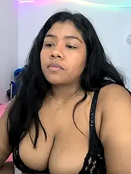 BeatriceVazqueze – webcam model profile photo Image 5