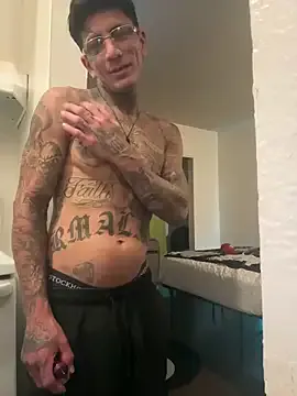 Dolce – webcam model profile photo Image 14