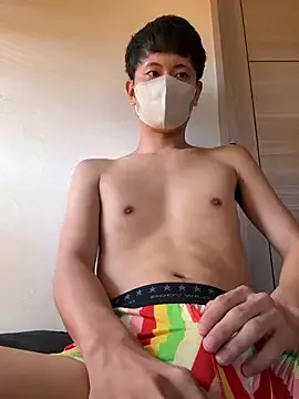 LeyahSummer – webcam model profile photo Image 15