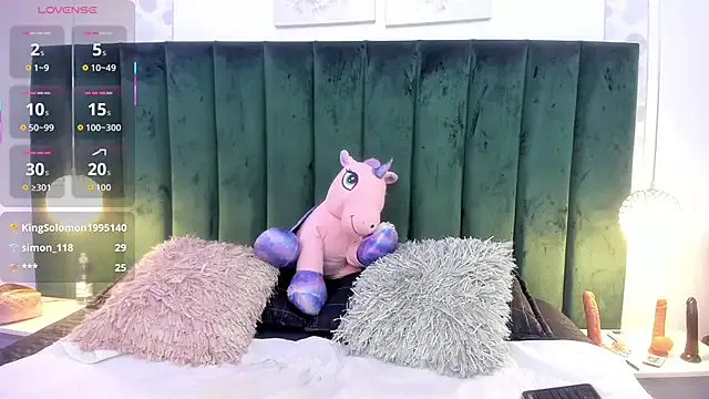 CatalinaDalessio – webcam model profile photo Image 16