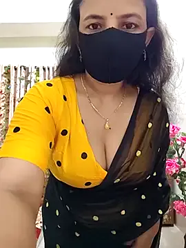 HaleyLyon – webcam model profile photo Image 12