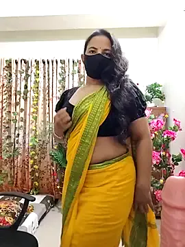 HaleyLyon – webcam model profile photo Image 13