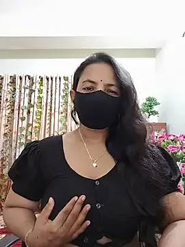 HaleyLyon – webcam model profile photo Image 8