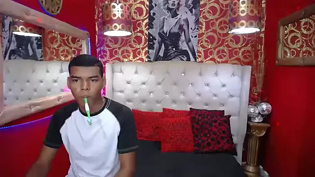 Rei1216xo – webcam model profile photo Image 18