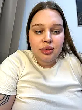 EstefaniaBrown – webcam model profile photo Image 9