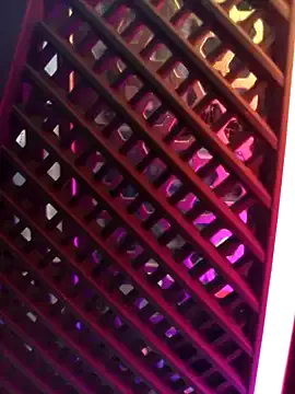 MiraKova – webcam model profile photo Image 16