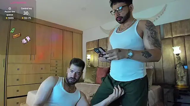 Dolce – webcam model profile photo Image 12