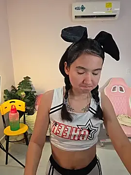 PaulinaGiovanni – webcam model profile photo Image 13