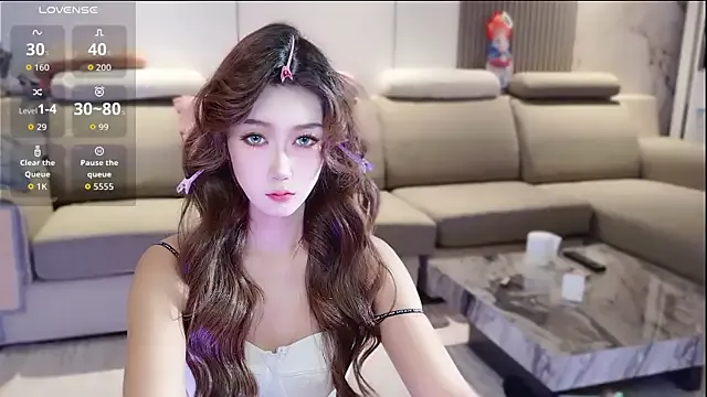 Bella – webcam model profile photo Image 8