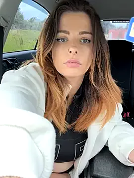 TessaMyst – webcam model profile photo Image 16