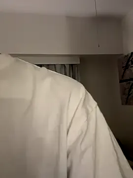 SherineNorth – webcam model profile photo Image 3