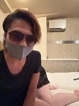 EditaMilf – webcam model profile photo Image 4