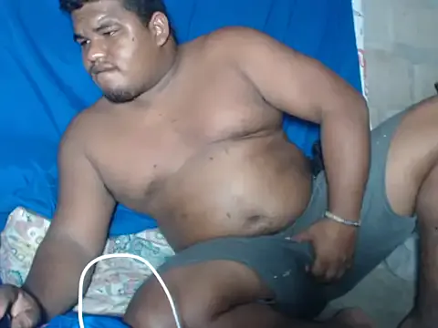 PONSE_LATINO – webcam model profile photo