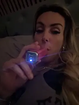 Scarlett – webcam model profile photo Image 11