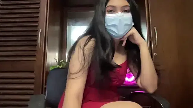 HannaMaison – webcam model profile photo Image 12