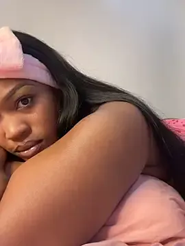 PrincessDreamm – webcam model profile photo