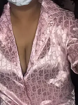 AnnAbbey – webcam model profile photo Image 5