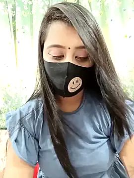 krysstal003 – webcam model profile photo Image 14