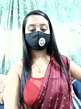 krysstal003 – webcam model profile photo Image 2