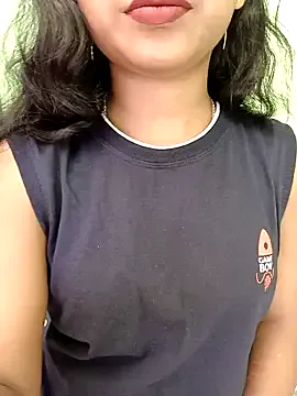 AddisonArt – webcam model profile photo Image 5