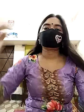 b0uncingb00bs – webcam model profile photo Image 11