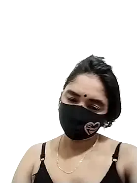 b0uncingb00bs – webcam model profile photo Image 9