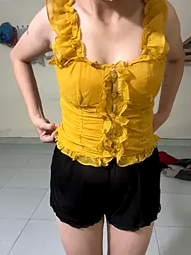 Erin- – webcam model profile photo Image 2