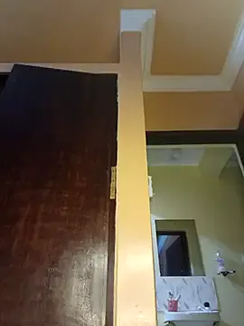 Selen-S – webcam model profile photo Image 7