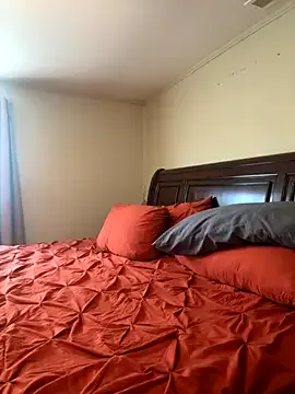 EmiBrow – webcam model profile photo Image 13