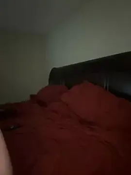 EmiBrow – webcam model profile photo Image 7