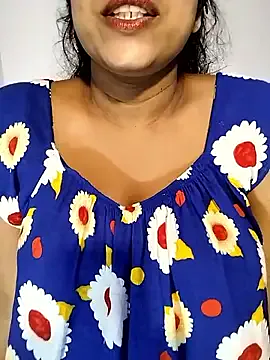 KateGale – webcam model profile photo Image 12