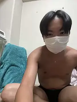 LilaSolace – webcam model profile photo Image 2