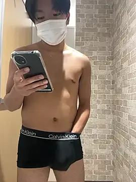 LilaSolace – webcam model profile photo Image 5