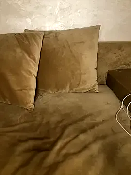 EsmeBrowm – webcam model profile photo Image 12