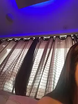 AdrianaAndrade – webcam model profile photo Image 18