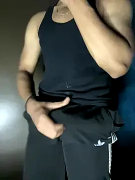 Dolce – webcam model profile photo Image 6