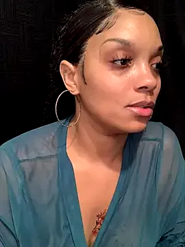 AdrianaAndrade – webcam model profile photo Image 10