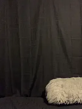 AdrianaAndrade – webcam model profile photo Image 15