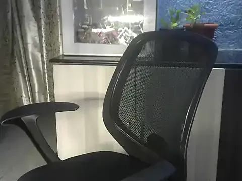 CatalinaDalessio – webcam model profile photo Image 4