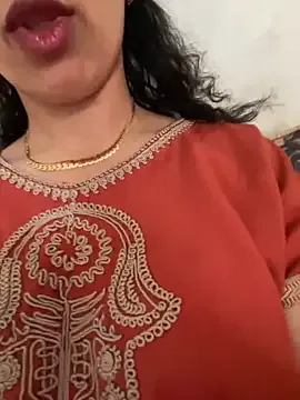 PollyElfi – webcam model profile photo Image 11